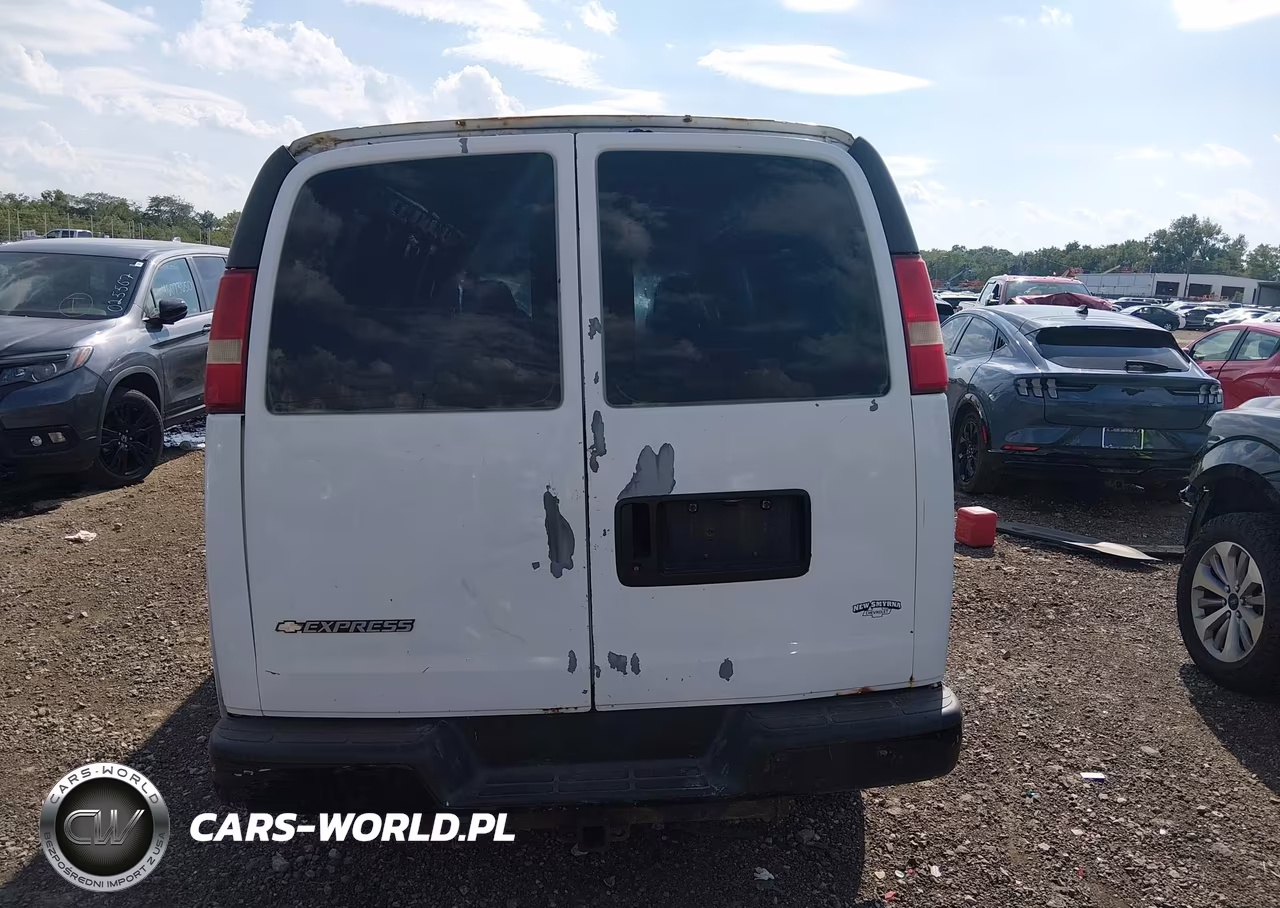2007 Chevrolet Express Work Van VIN:1GCGG29V571175479 - 16