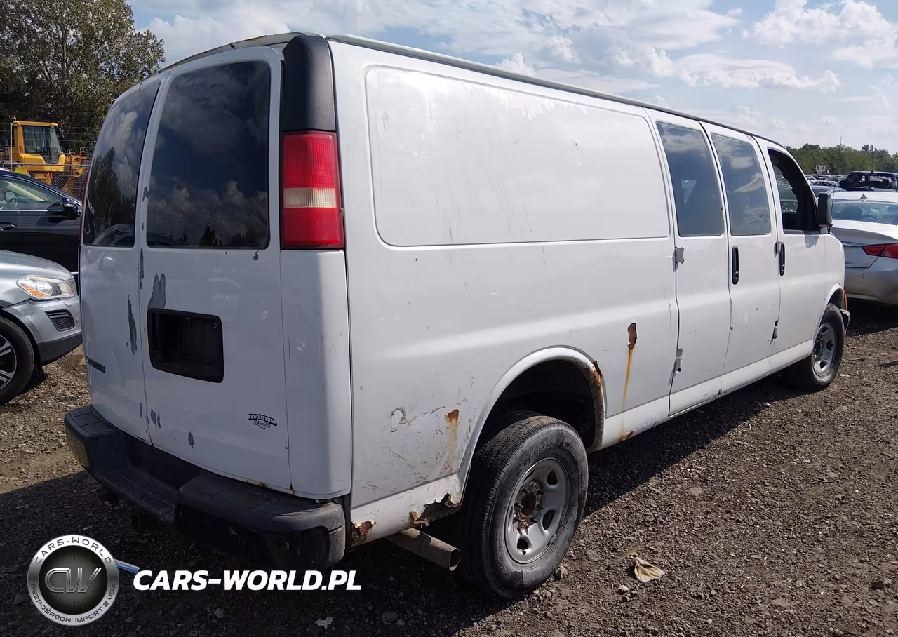 2007 Chevrolet Express Work Van VIN:1GCGG29V571175479 - 4