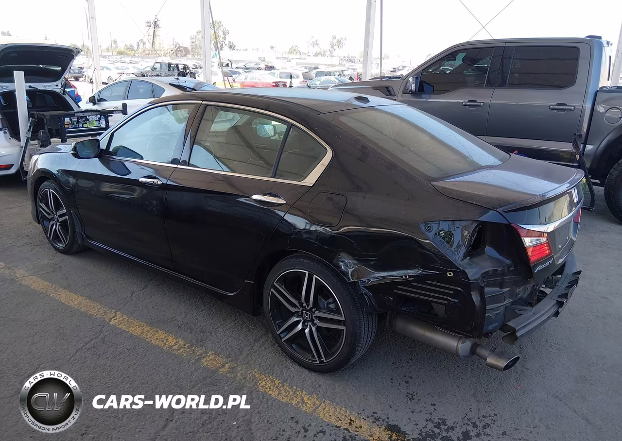 2016 Honda Accord Touring VIN:1HGCR3F91GA025134 - 3