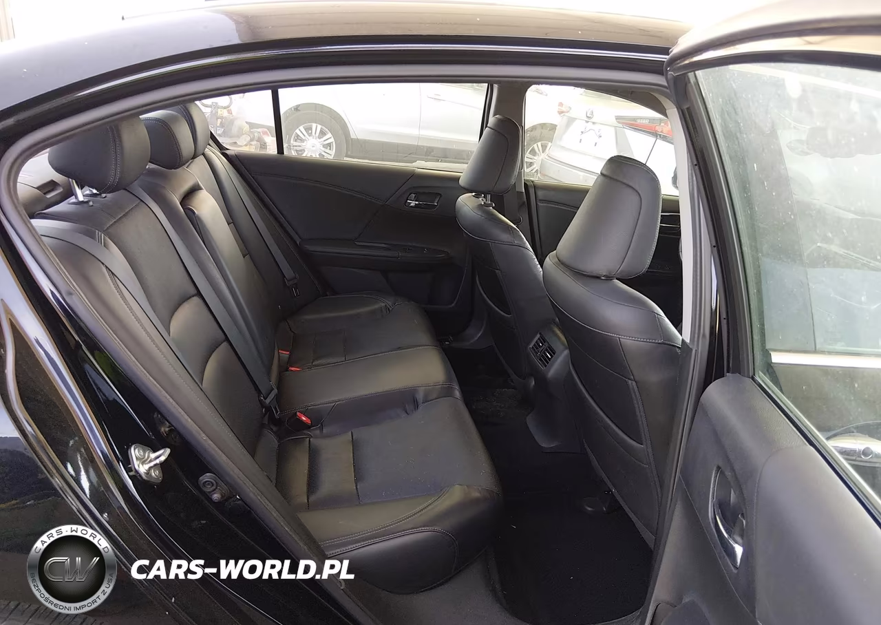 2016 Honda Accord Touring VIN:1HGCR3F91GA025134 - 8