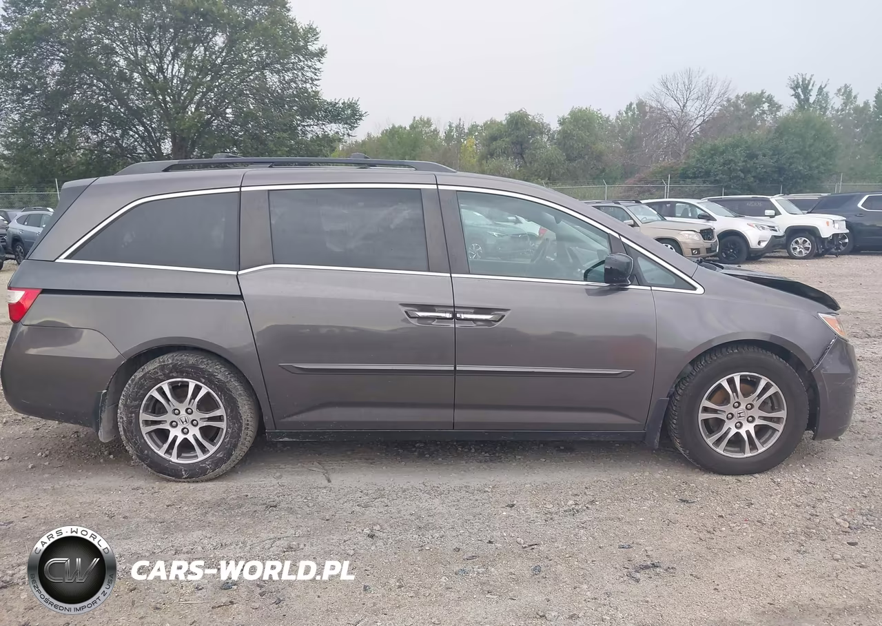 2013 Honda Odyssey Ex-L VIN:5FNRL5H66DB085857 - 13