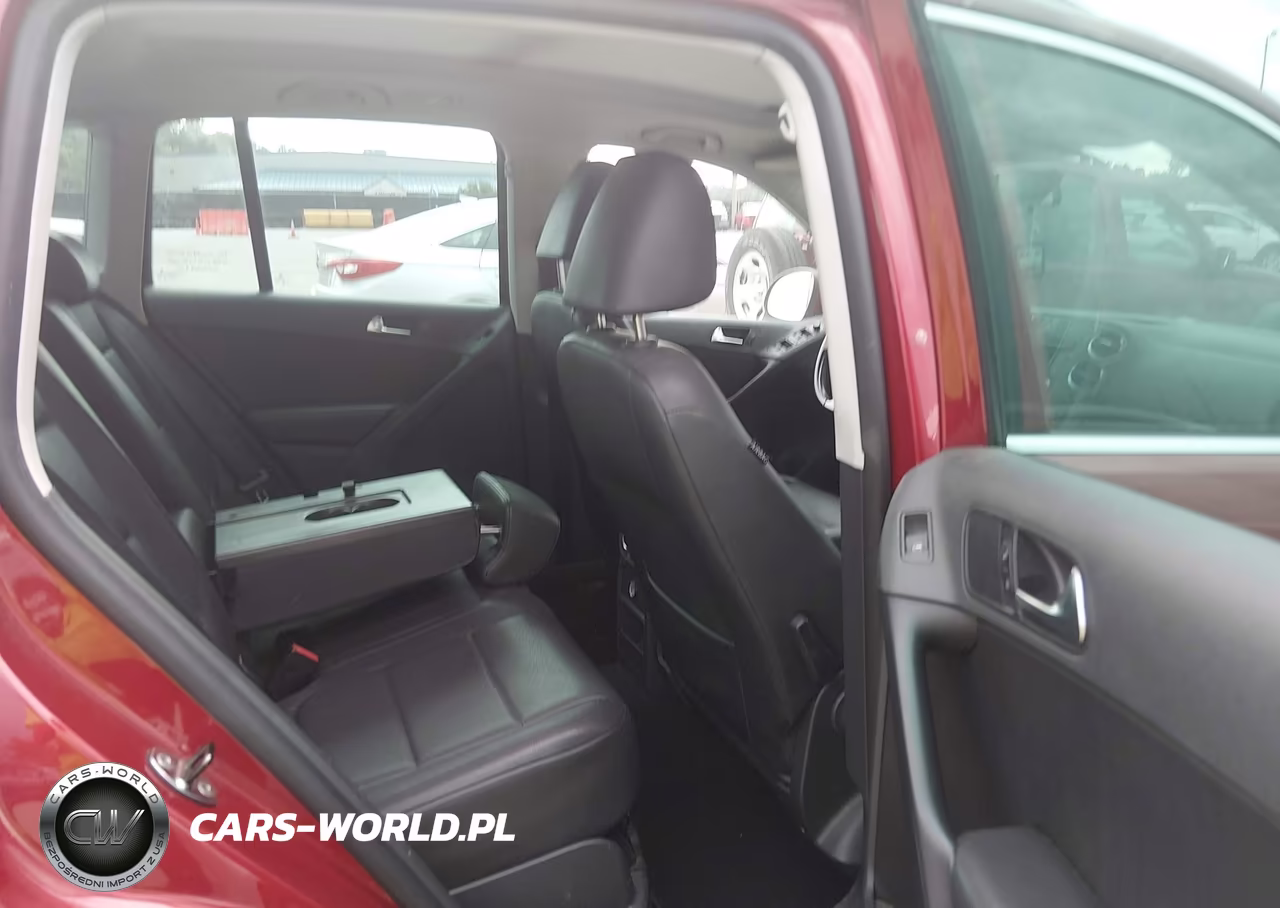 2010 Volkswagen Tiguan Wolfsburg Edition VIN:WVGAV7AX7AW003580 - 8