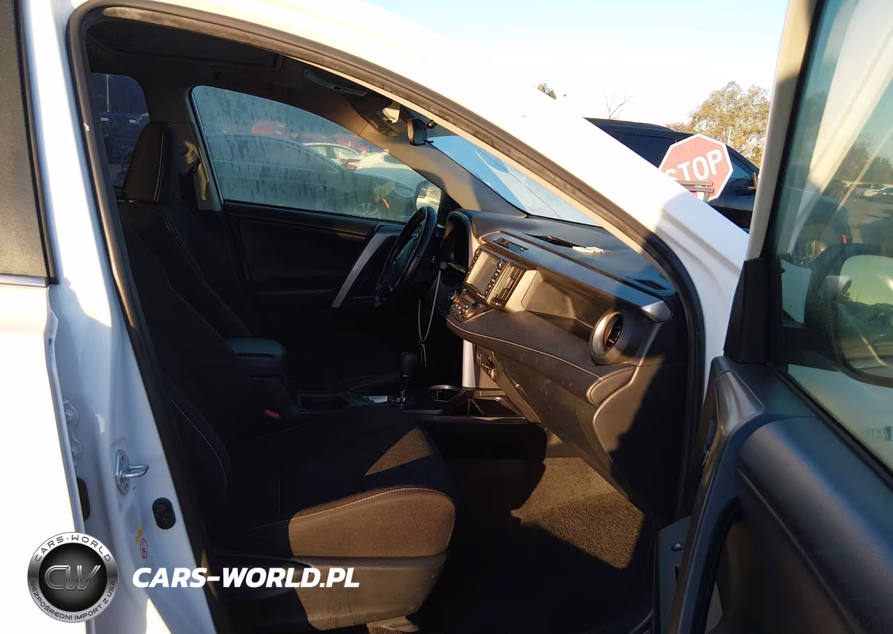 2017 Toyota Rav4 Hybrid Xle VIN:JTMRJREV5HD151952 - 5
