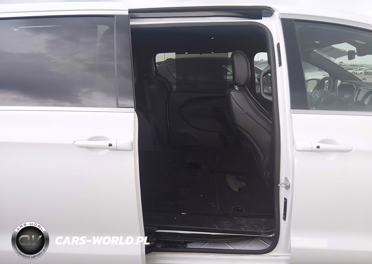 2025 Chrysler Pacifica Select VIN:2C4RC1BGXSR512775 - 8