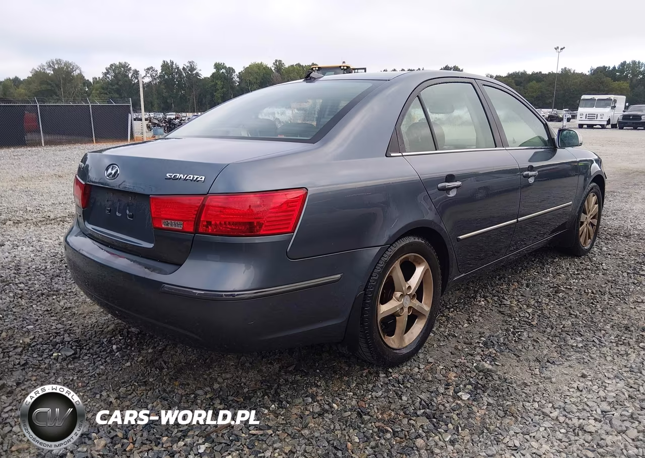 2009 Hyundai Sonata Limited VIN:5NPEU46C09H492421 - 4