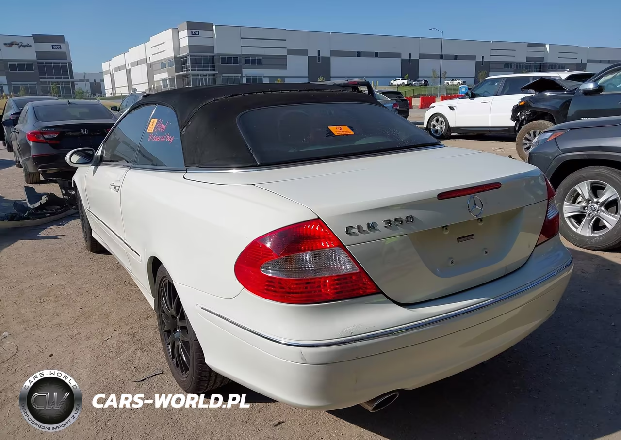 2009 Mercedes-Benz Clk 350 VIN:WDBTK56F59F261262 - 3