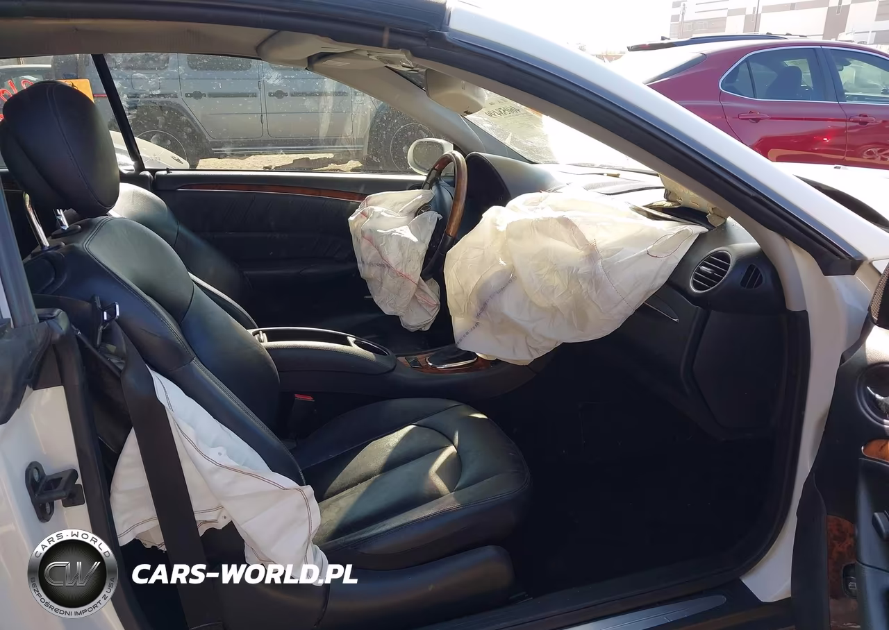 2009 Mercedes-Benz Clk 350 VIN:WDBTK56F59F261262 - 5