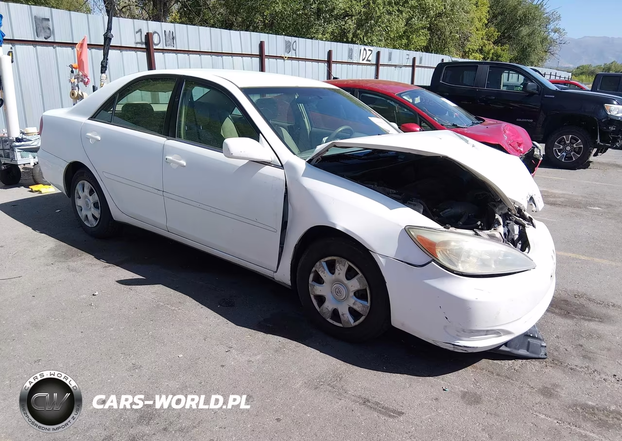 2004 Toyota Camry Le