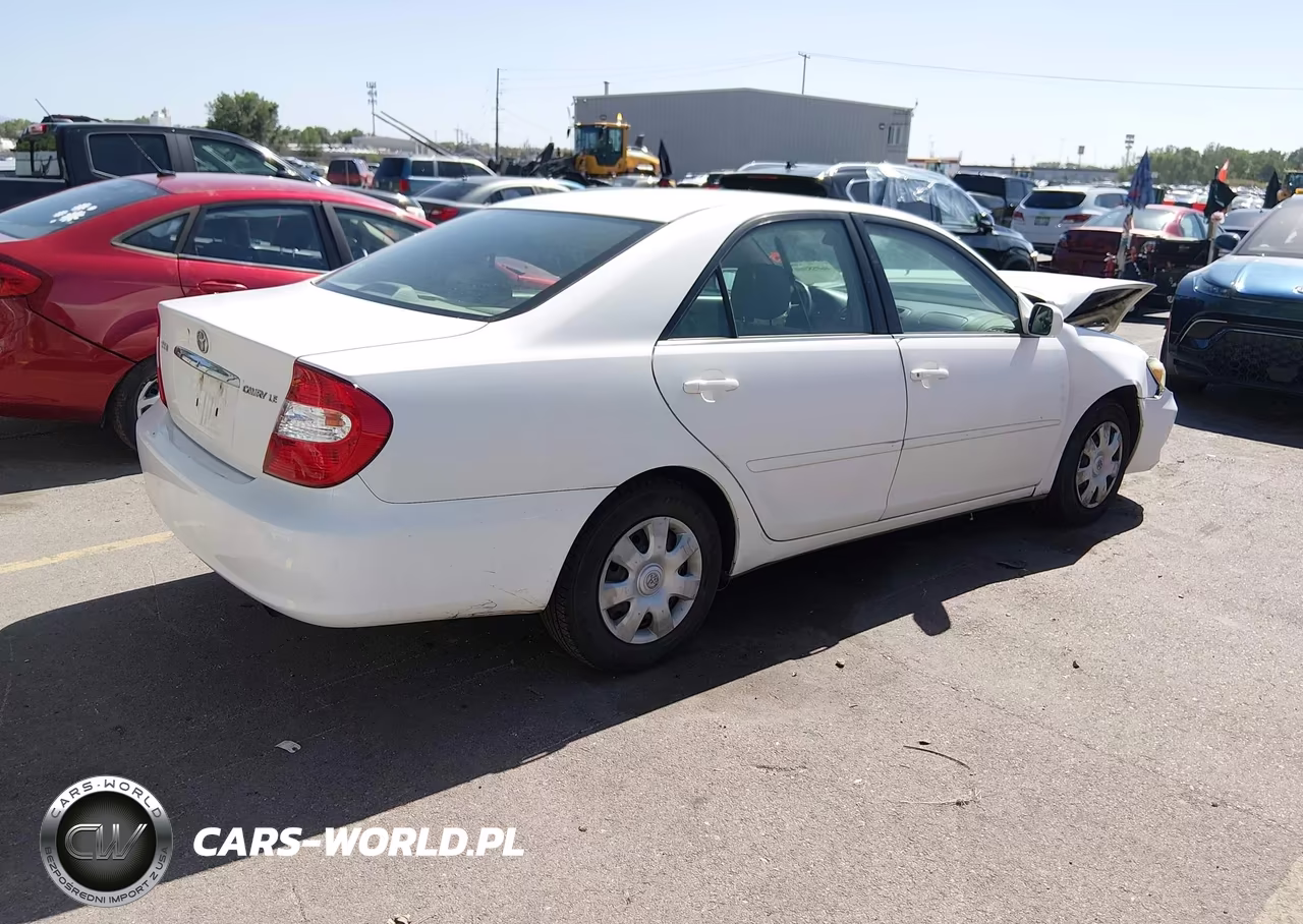 2004 Toyota Camry Le VIN:4T1BE30K64U368884 - 4