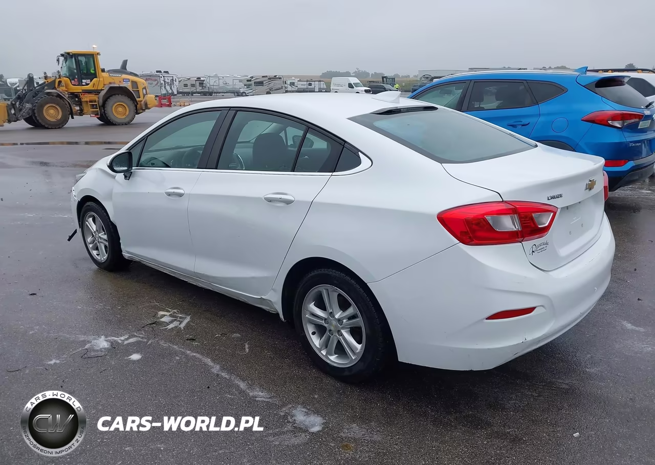 2017 Chevrolet Cruze Lt Auto VIN:1G1BE5SM2H7211851 - 3