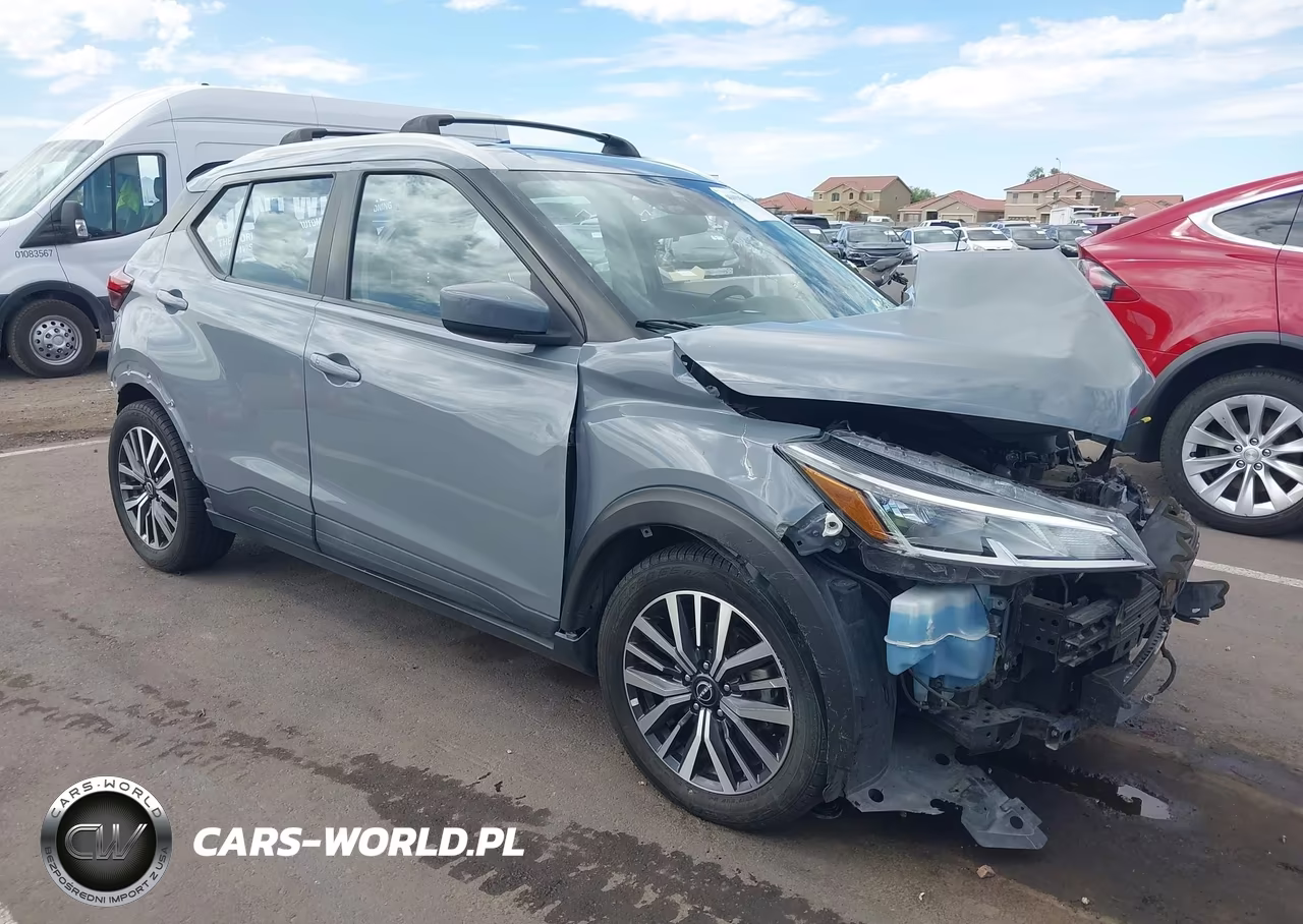 2022 Nissan Kicks Sv Xtronic Cvt
