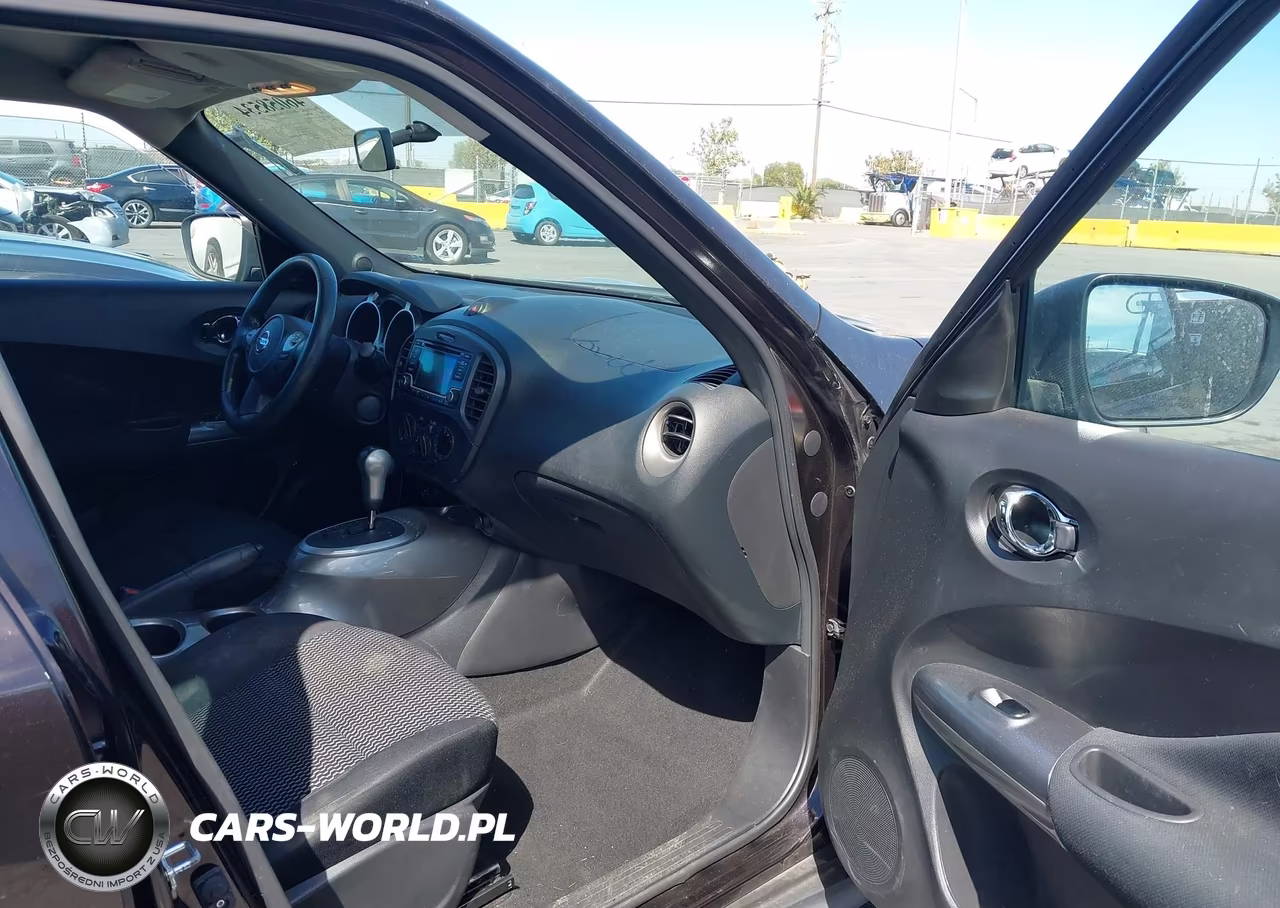 2016 Nissan Juke S VIN:JN8AF5MV1GT652032 - 5