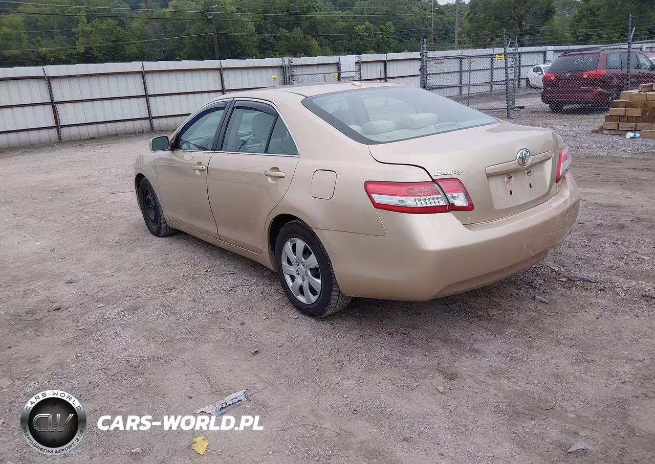2011 Toyota Camry Le VIN:4T1BF3EK2BU601467 - 3