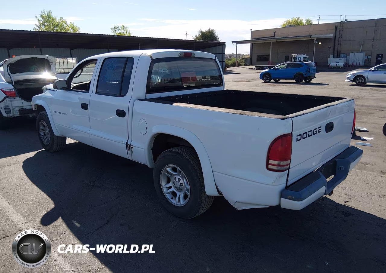 2002 Dodge Dakota Sport VIN:1B7HL38N22S521921 - 3