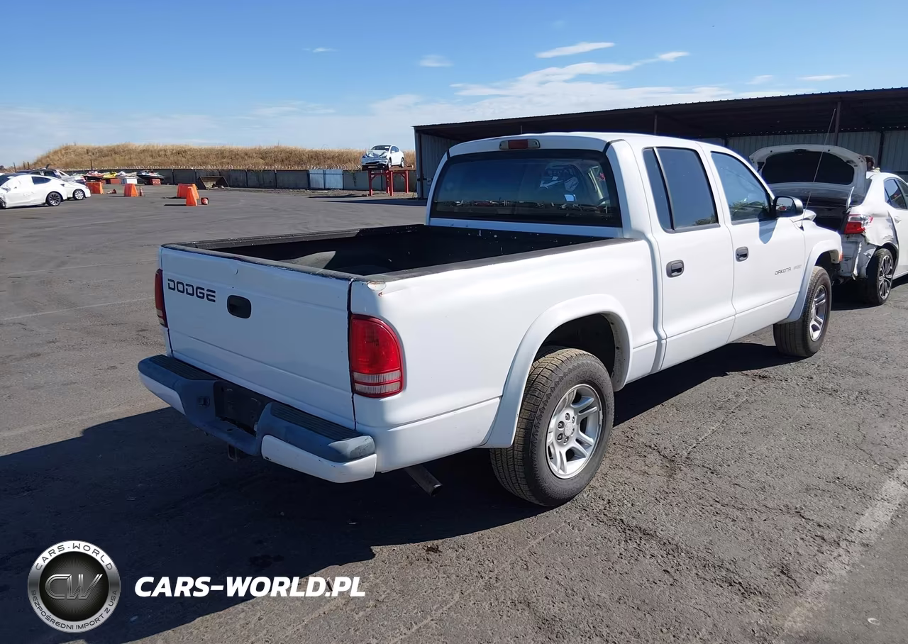 2002 Dodge Dakota Sport VIN:1B7HL38N22S521921 - 4