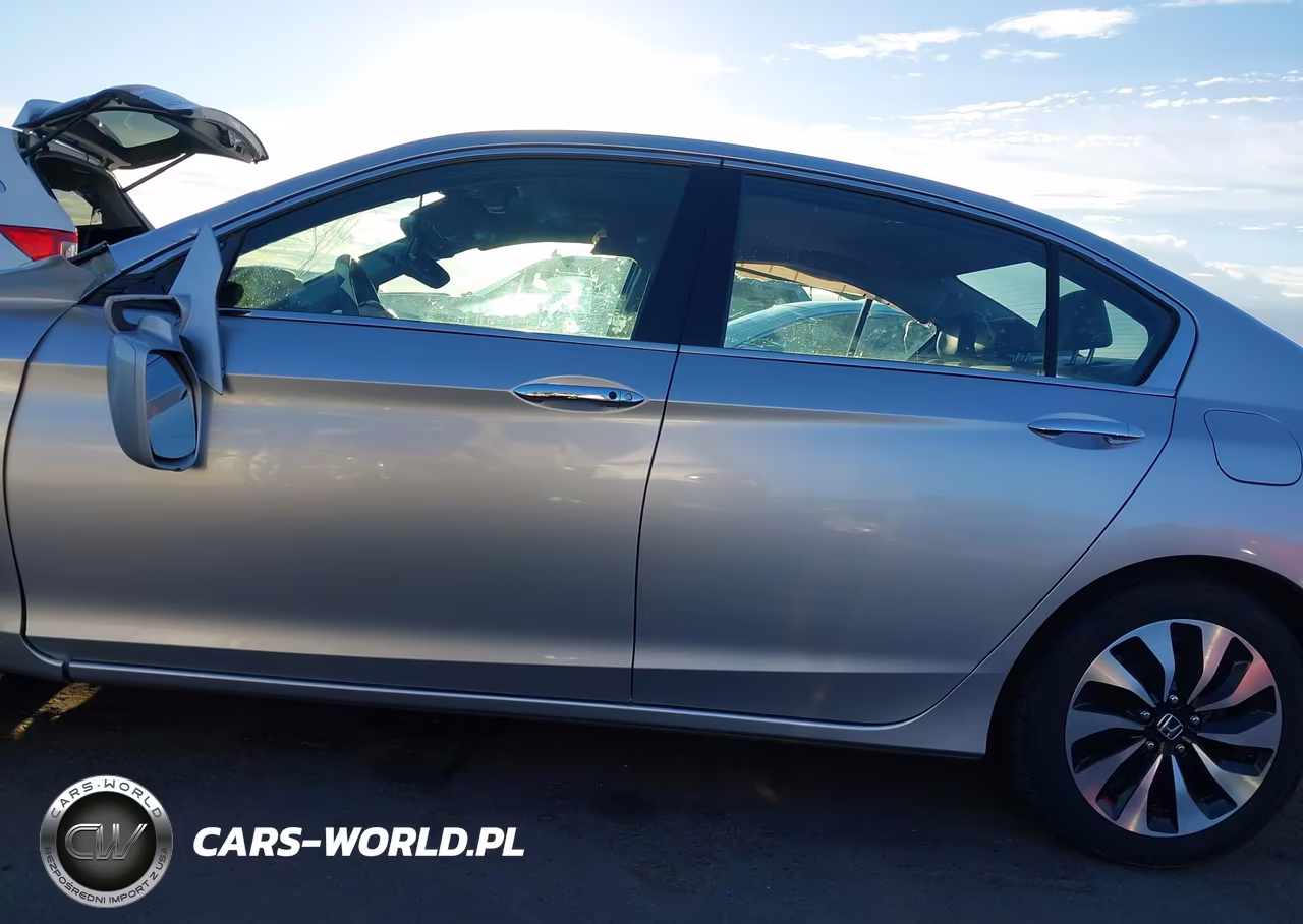 2014 Honda Accord Hybrid Ex-L VIN:1HGCR6F5XEA008697 - 15