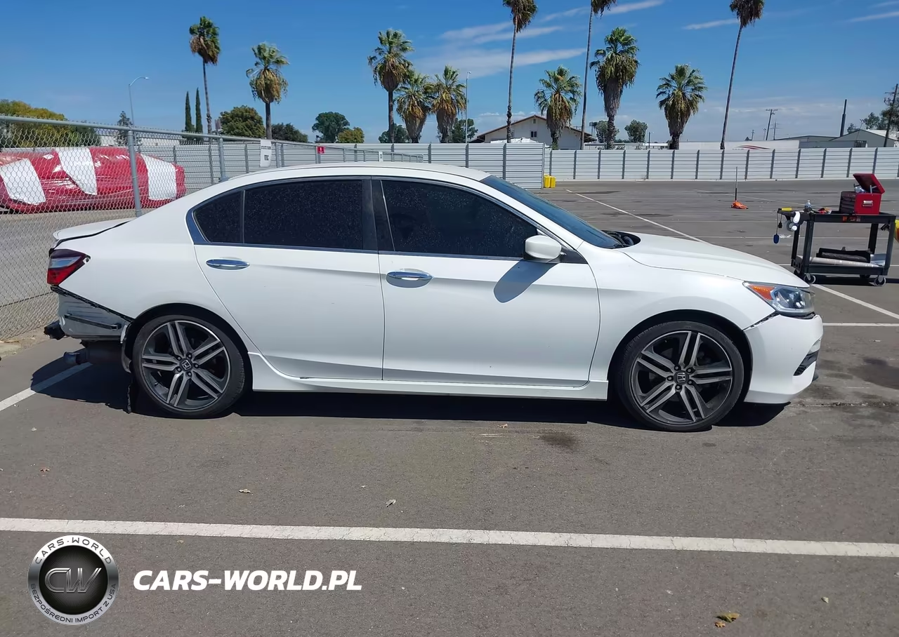 2016 Honda Accord Sport VIN:1HGCR2F63GA198167 - 14