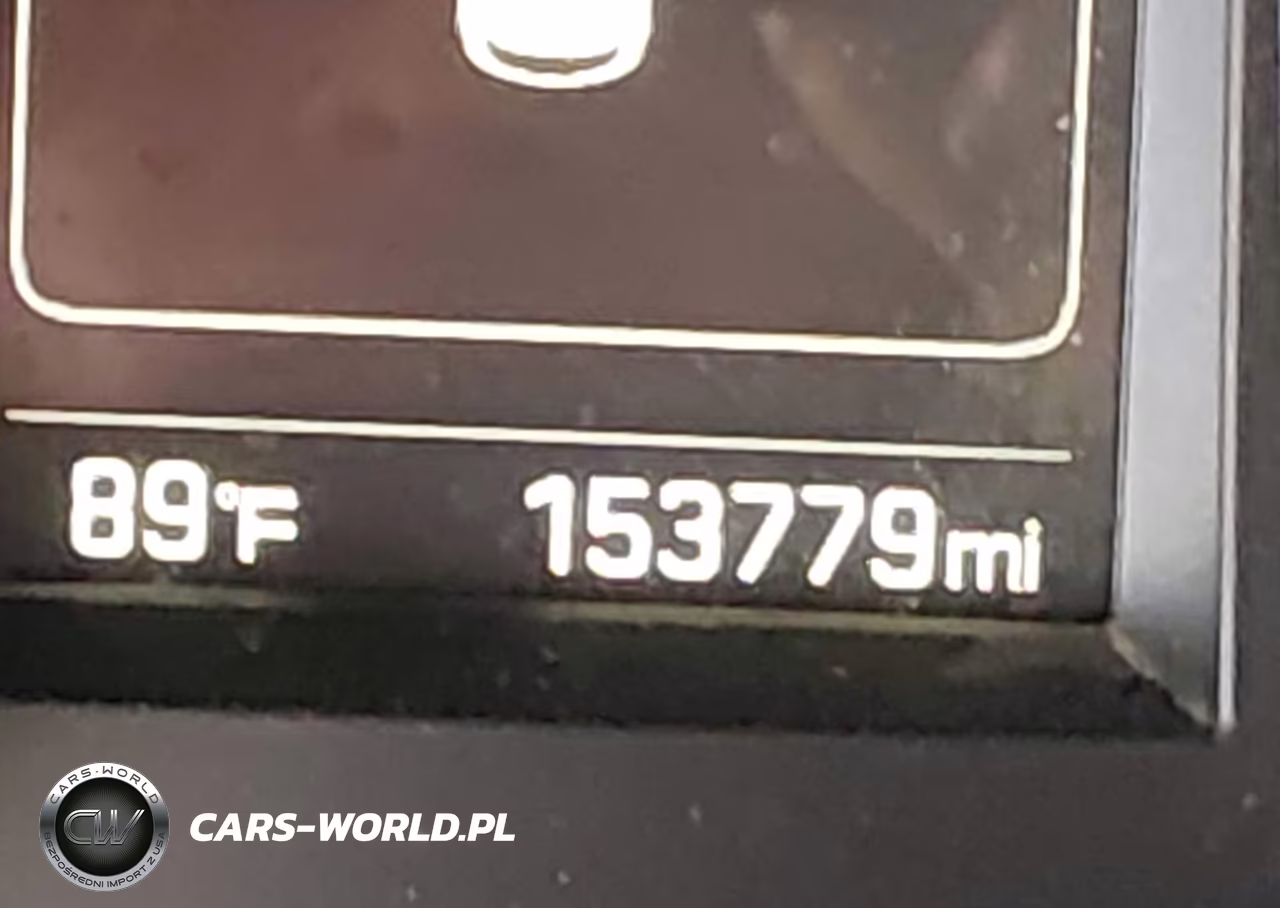 2018 Hyundai Santa Fe Sport 2.4L VIN:5XYZU3LB5JG549750 - 15