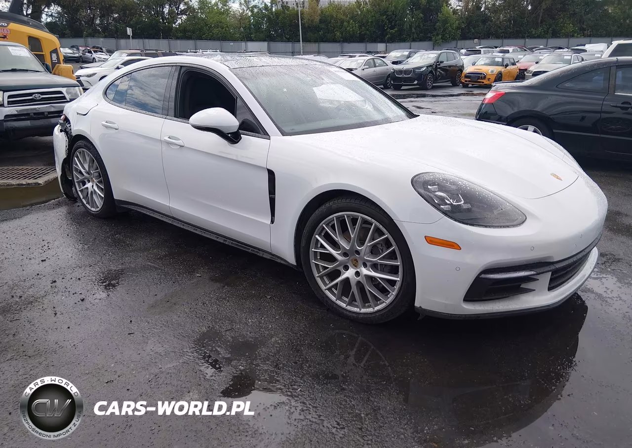 2019 Porsche Panamera 4