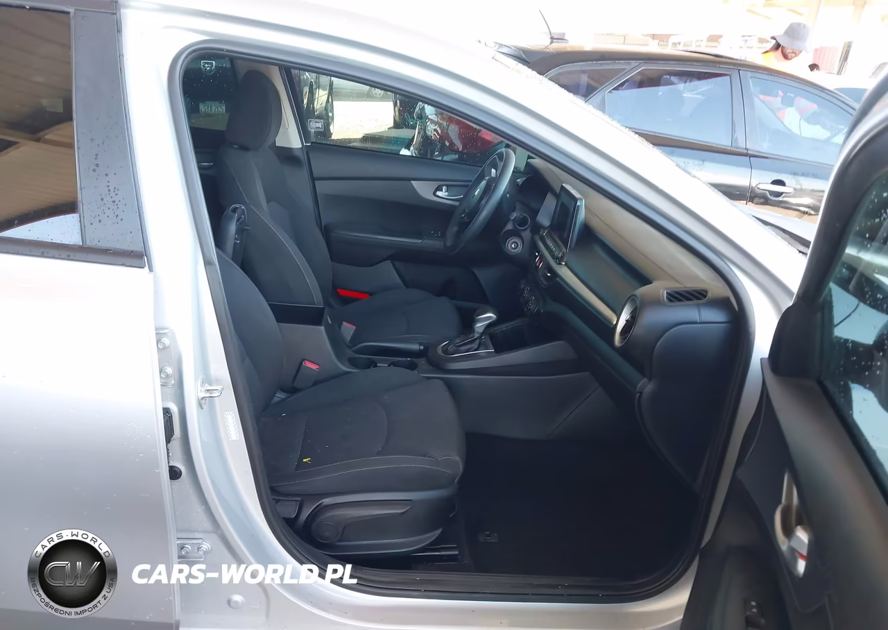 2020 Kia Forte Lxs VIN:3KPF24AD4LE214126 - 5