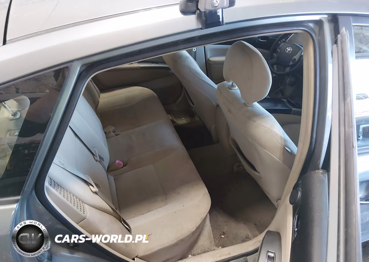 2004 Toyota Prius VIN:JTDKB20UX40114773 - 8