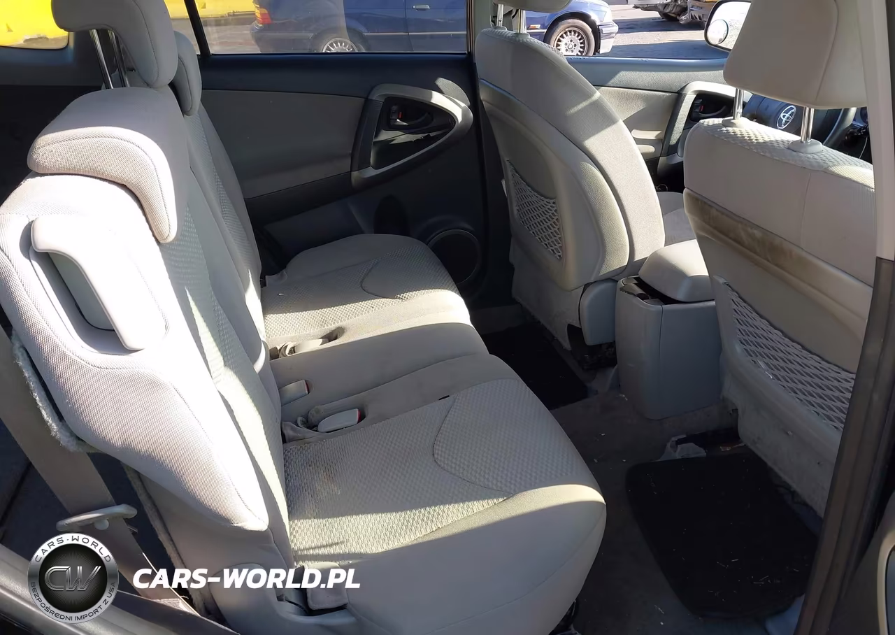 2007 Toyota Rav4 Limited VIN:JTMZD31V176029831 - 8