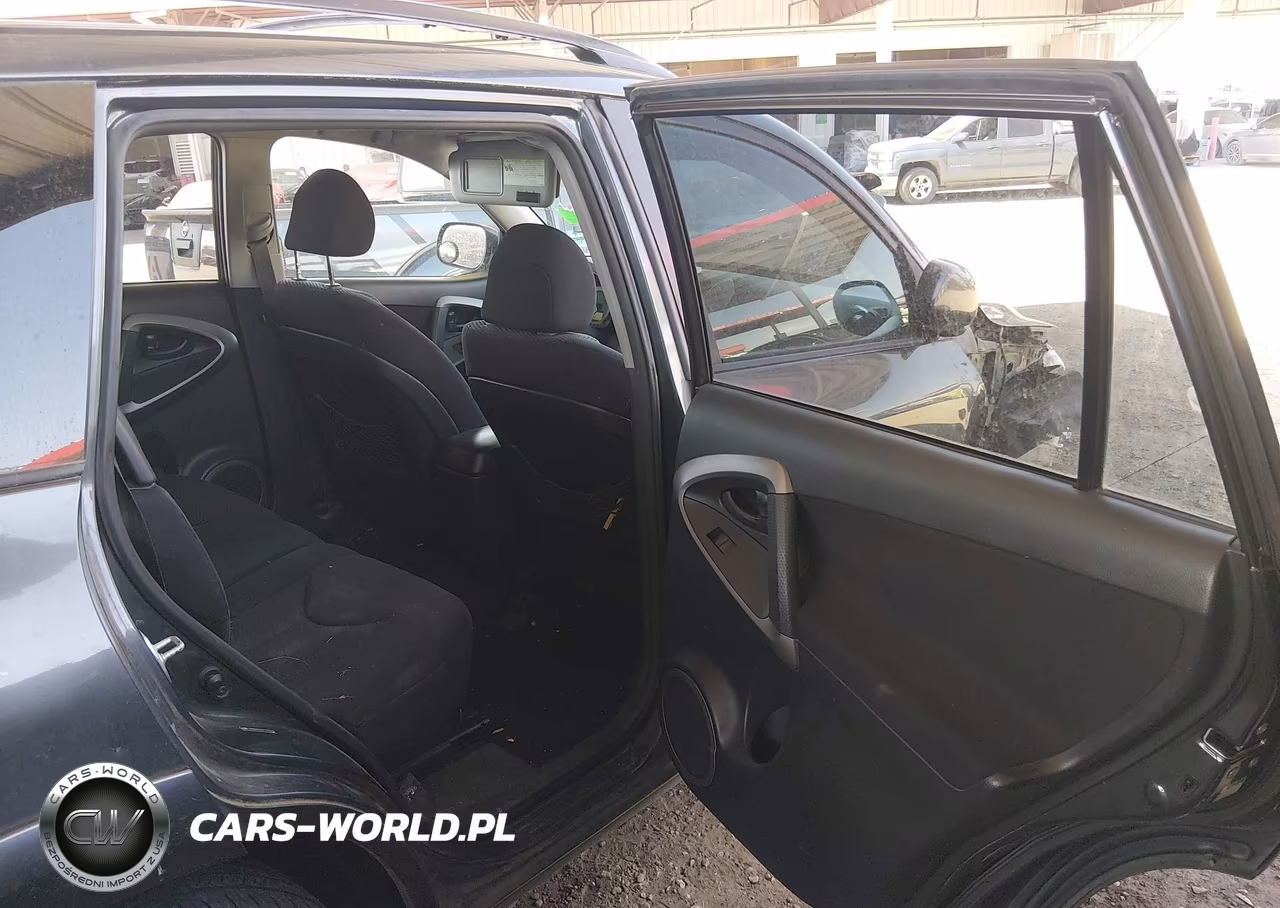 2007 Toyota Rav4 Sport VIN:JTMBD32V075107733 - 8