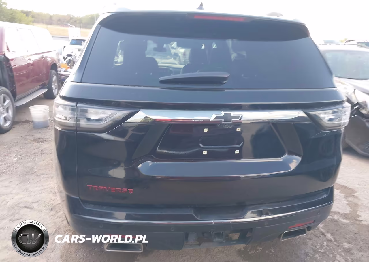 2018 Chevrolet Traverse Premier VIN:1GNERKKW3JJ128213 - 16