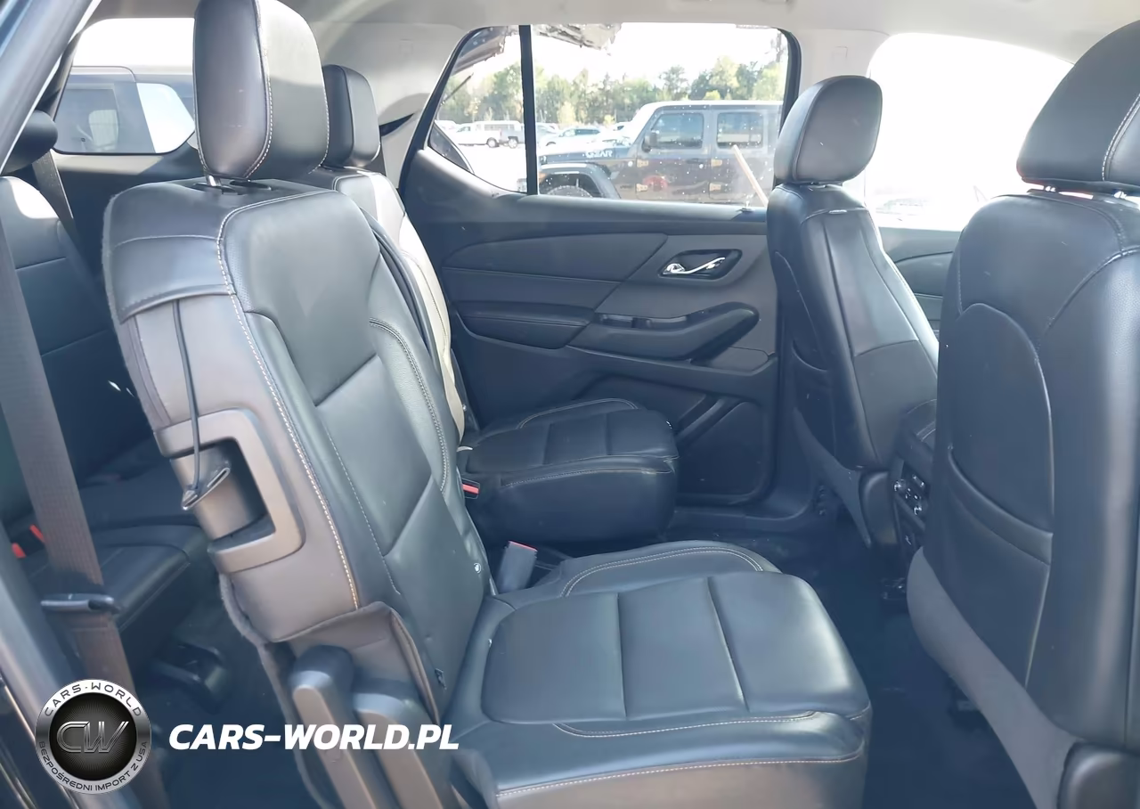2018 Chevrolet Traverse Premier VIN:1GNERKKW3JJ128213 - 8