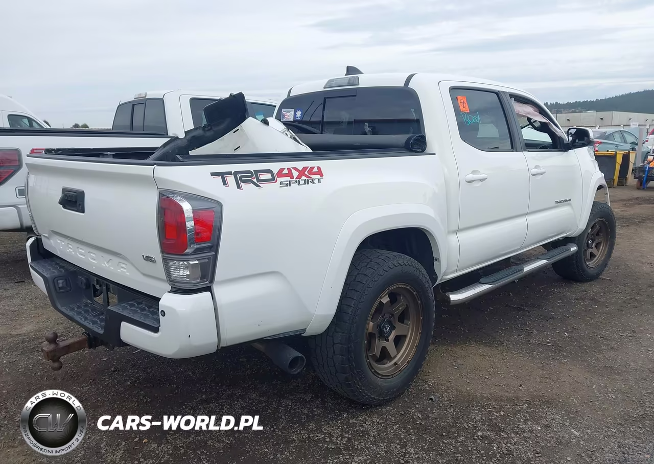 2020 Toyota Tacoma Trd Sport VIN:3TMCZ5AN9LM360671 - 4