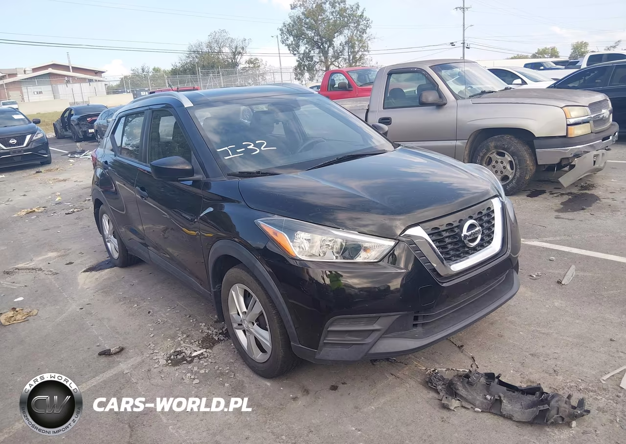 2019 Nissan Kicks S