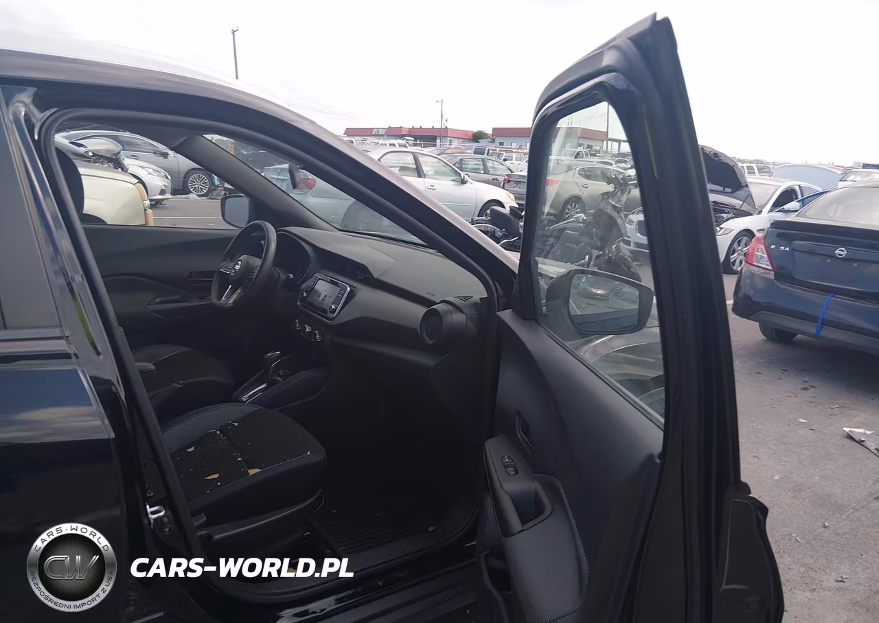 2019 Nissan Kicks S VIN:3N1CP5CU1KL563992 - 5