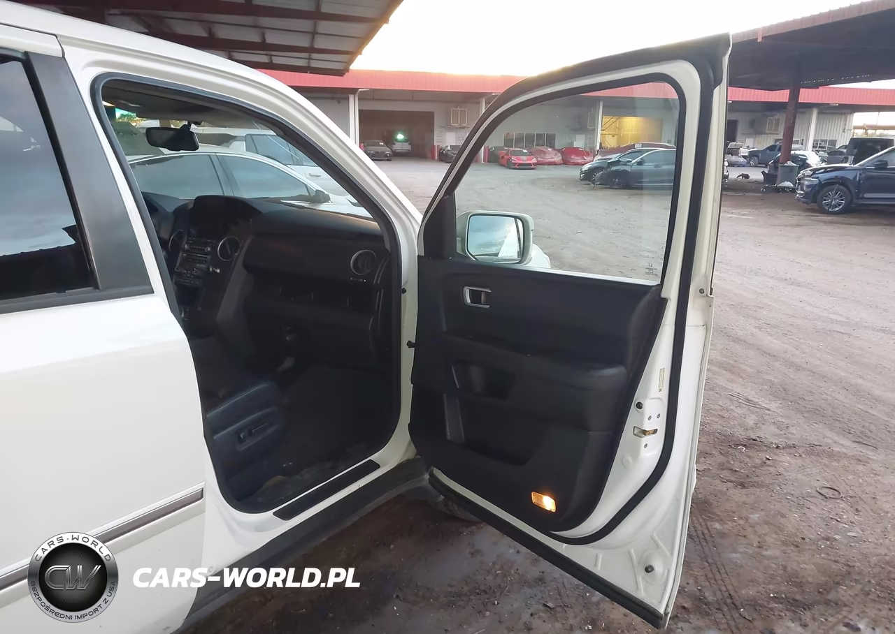 2013 Honda Pilot Touring VIN:5FNYF3H90DB016227 - 5