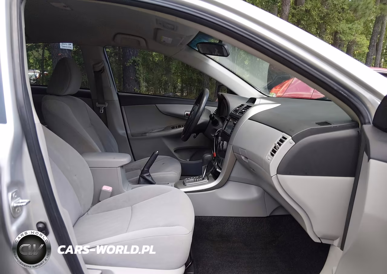 2013 Toyota Corolla Le VIN:JTDBU4EEXDJ118985 - 5