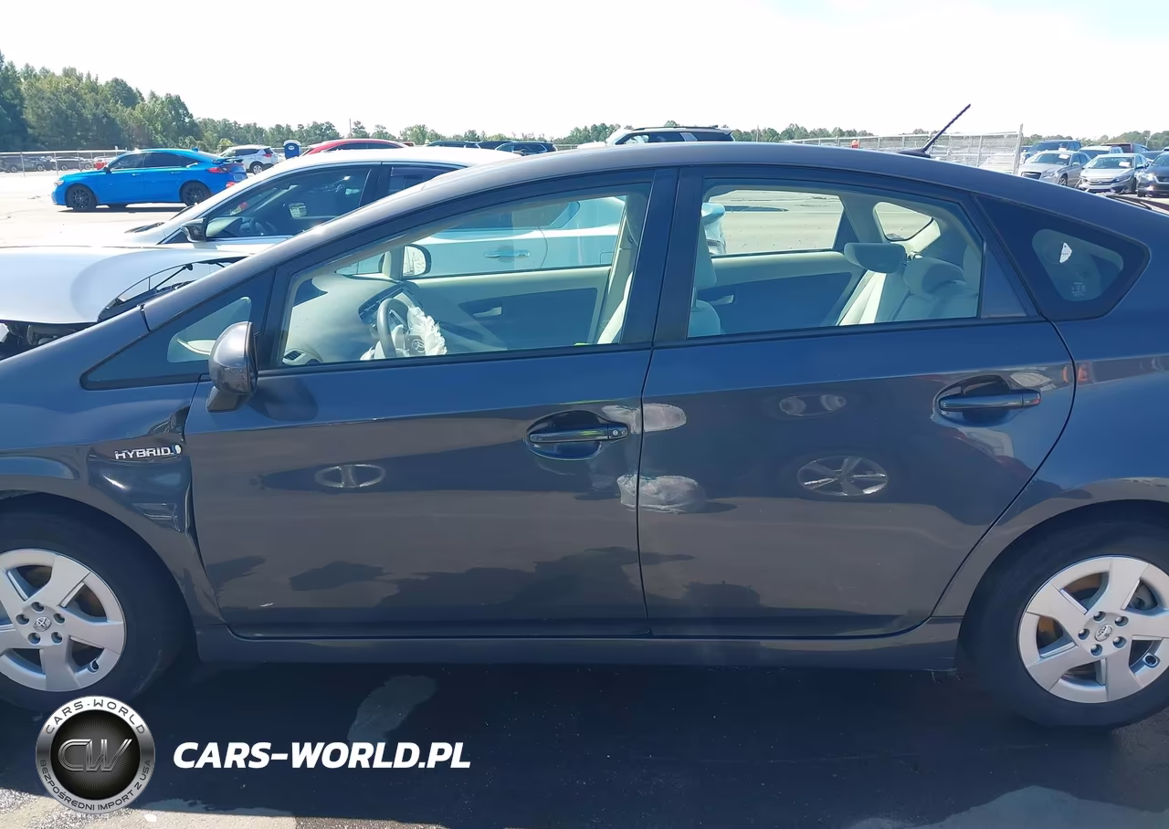 2011 Toyota Prius Two VIN:JTDKN3DU2B5364242 - 14