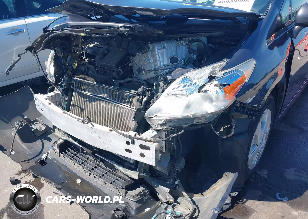 2011 Toyota Prius Two VIN:JTDKN3DU2B5364242 - 17