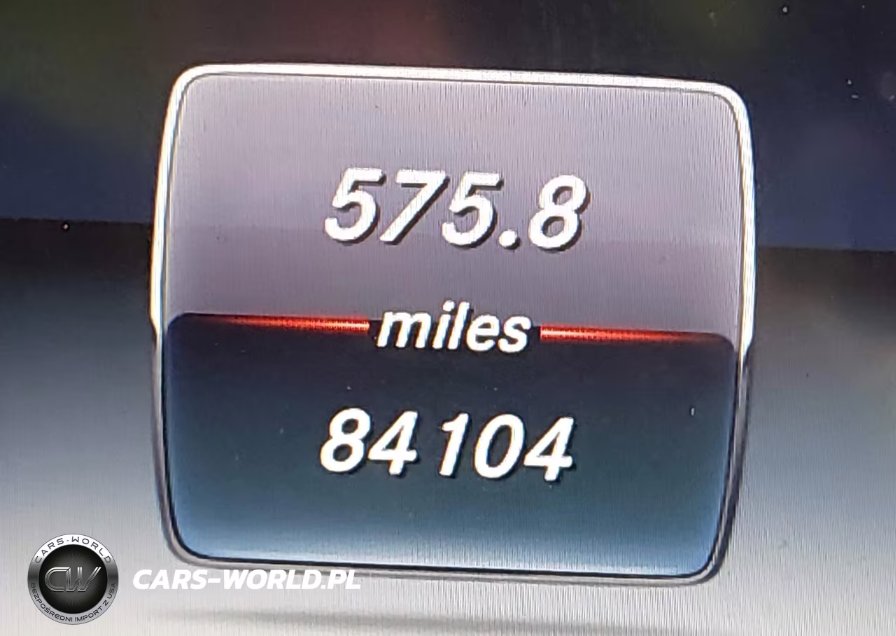 2017 Mercedes-Benz C 300 VIN:55SWF4JB4HU205221 - 15