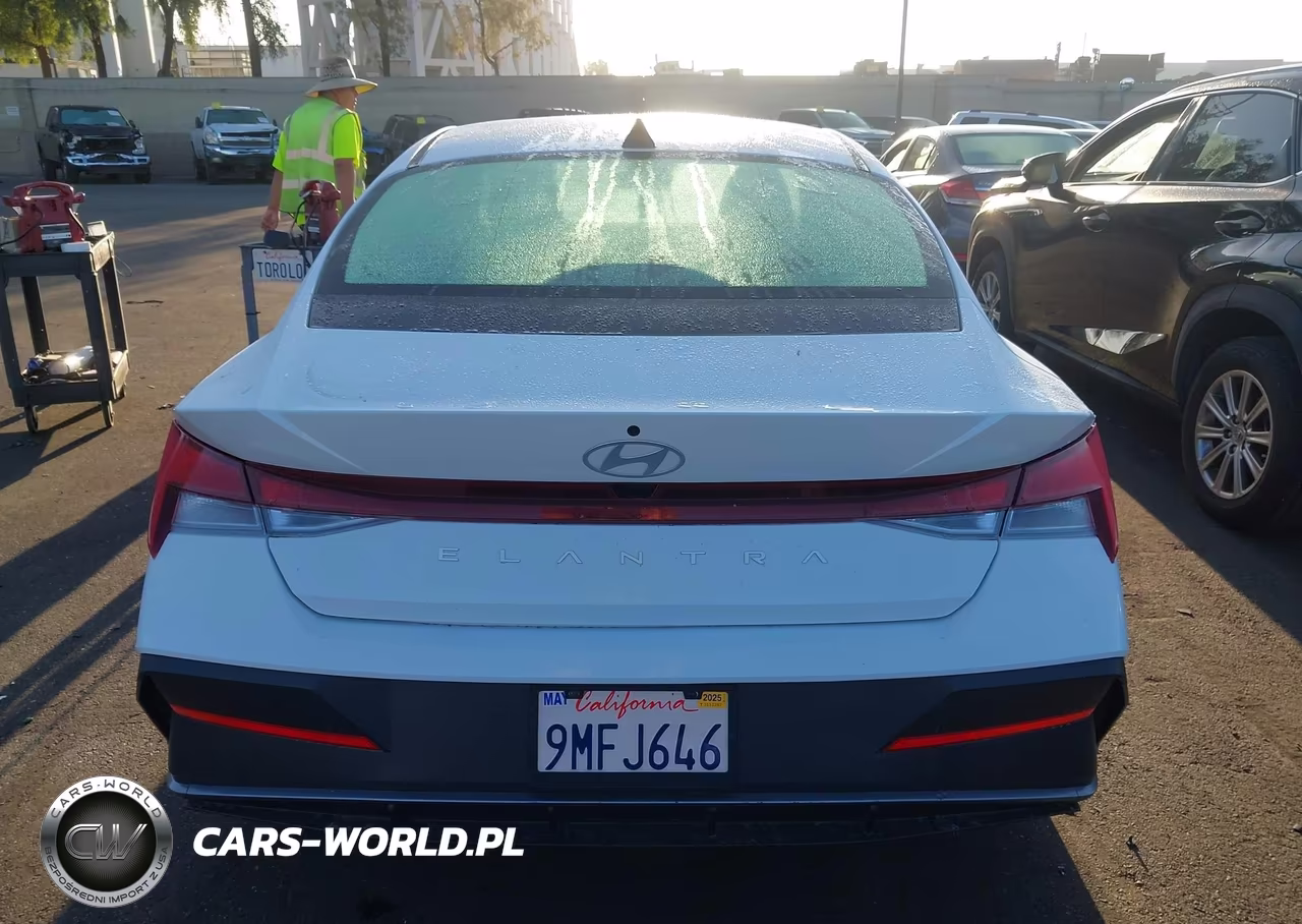 2024 Hyundai Elantra Sel VIN:KMHLM4DG9RU708300 - 16