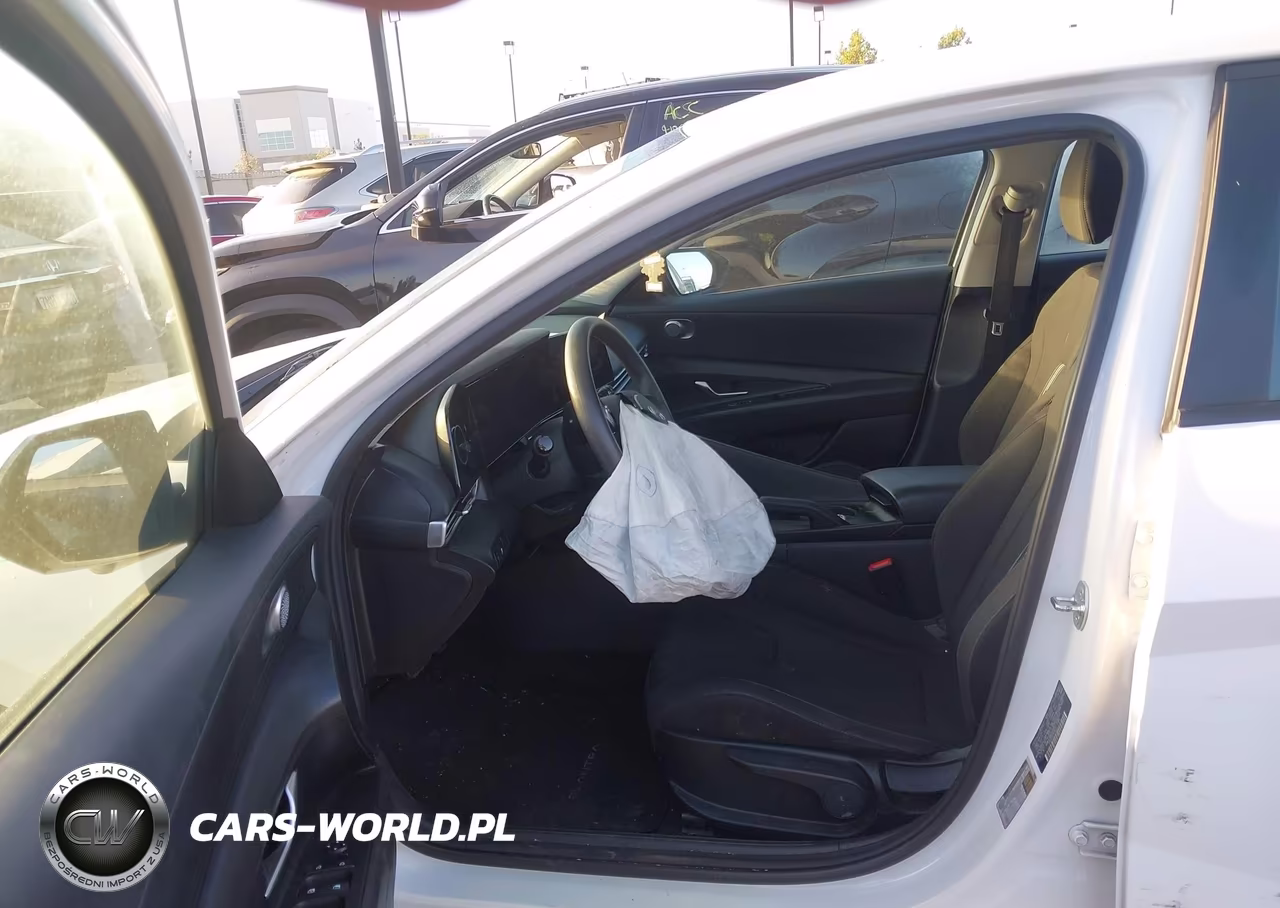 2024 Hyundai Elantra Sel VIN:KMHLM4DG9RU708300 - 5