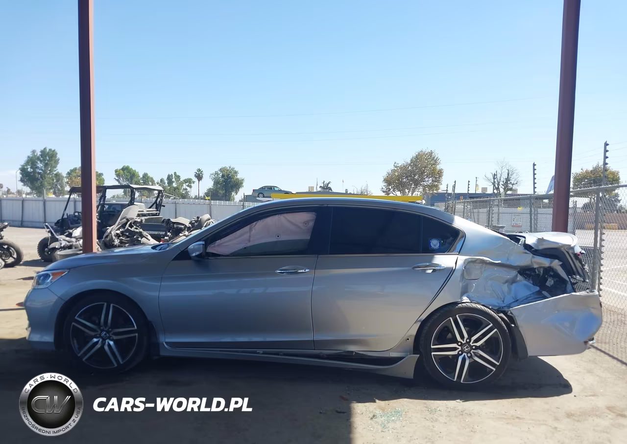 2017 Honda Accord Sport VIN:1HGCR2F54HA156521 - 14