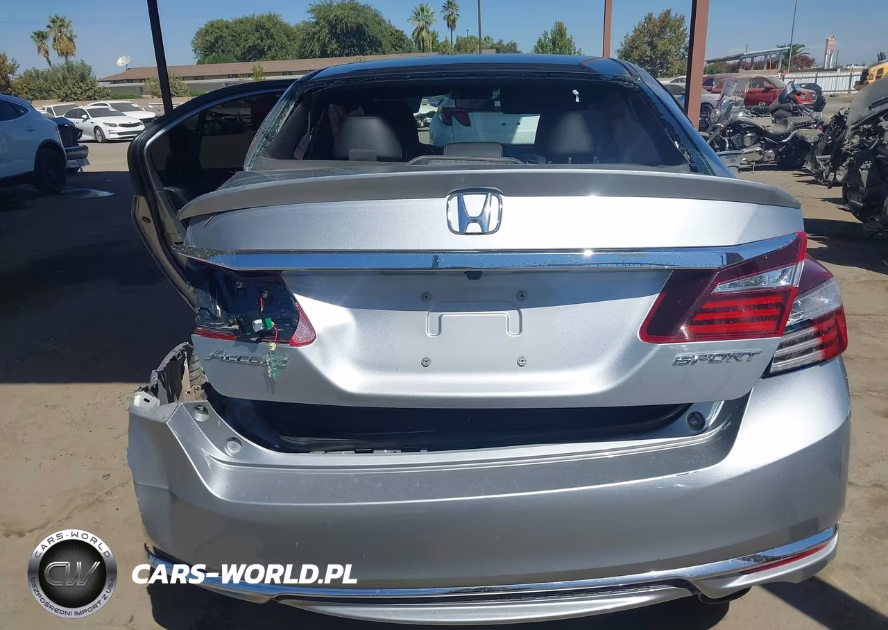 2017 Honda Accord Sport VIN:1HGCR2F54HA156521 - 16