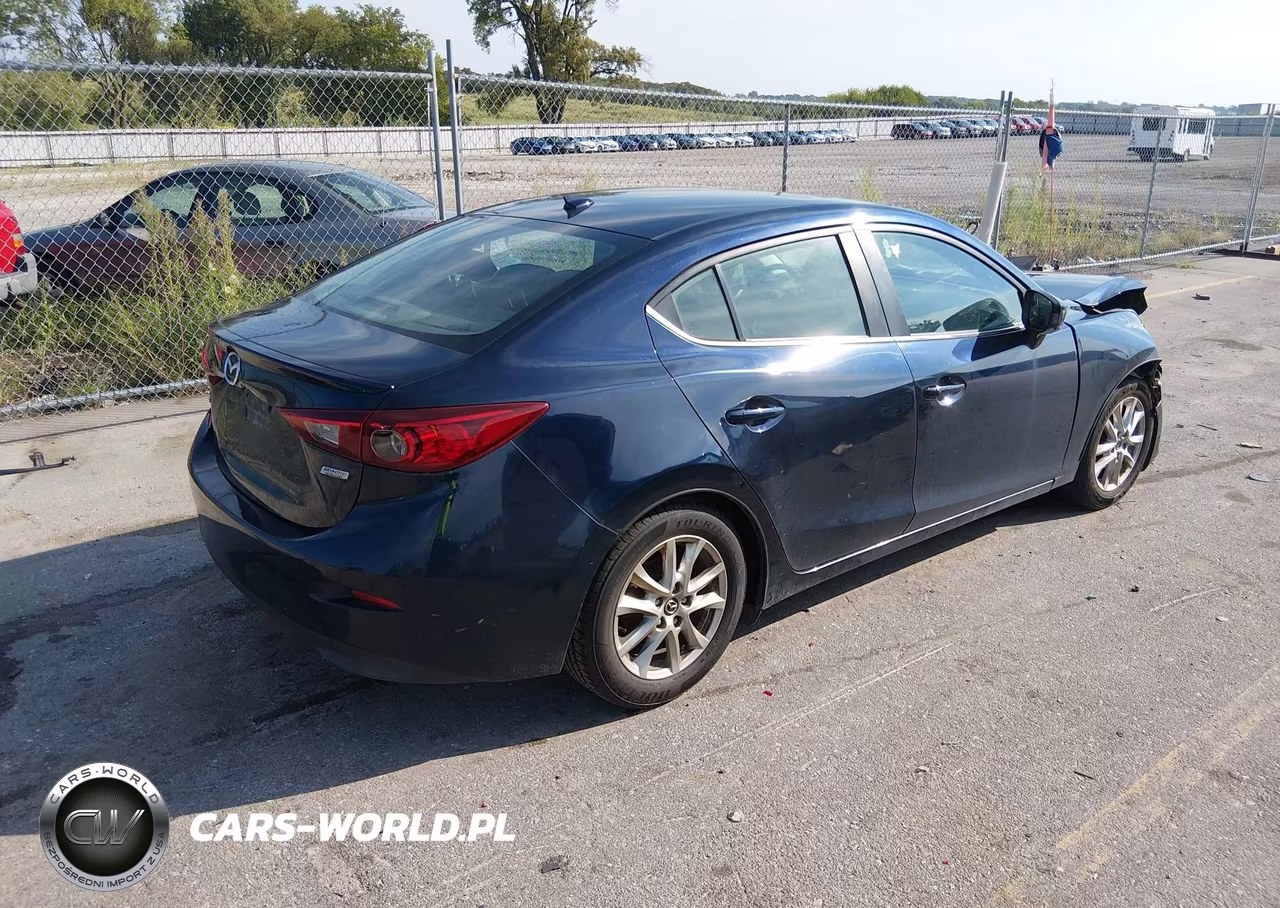 2015 Mazda Mazda3 I Touring VIN:3MZBM1V71FM235938 - 4