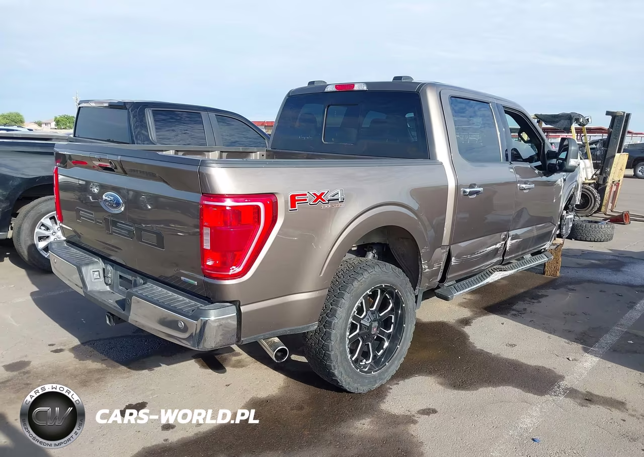 2022 Ford F-150 Xlt VIN:1FTFW1E8XNFB11043 - 4