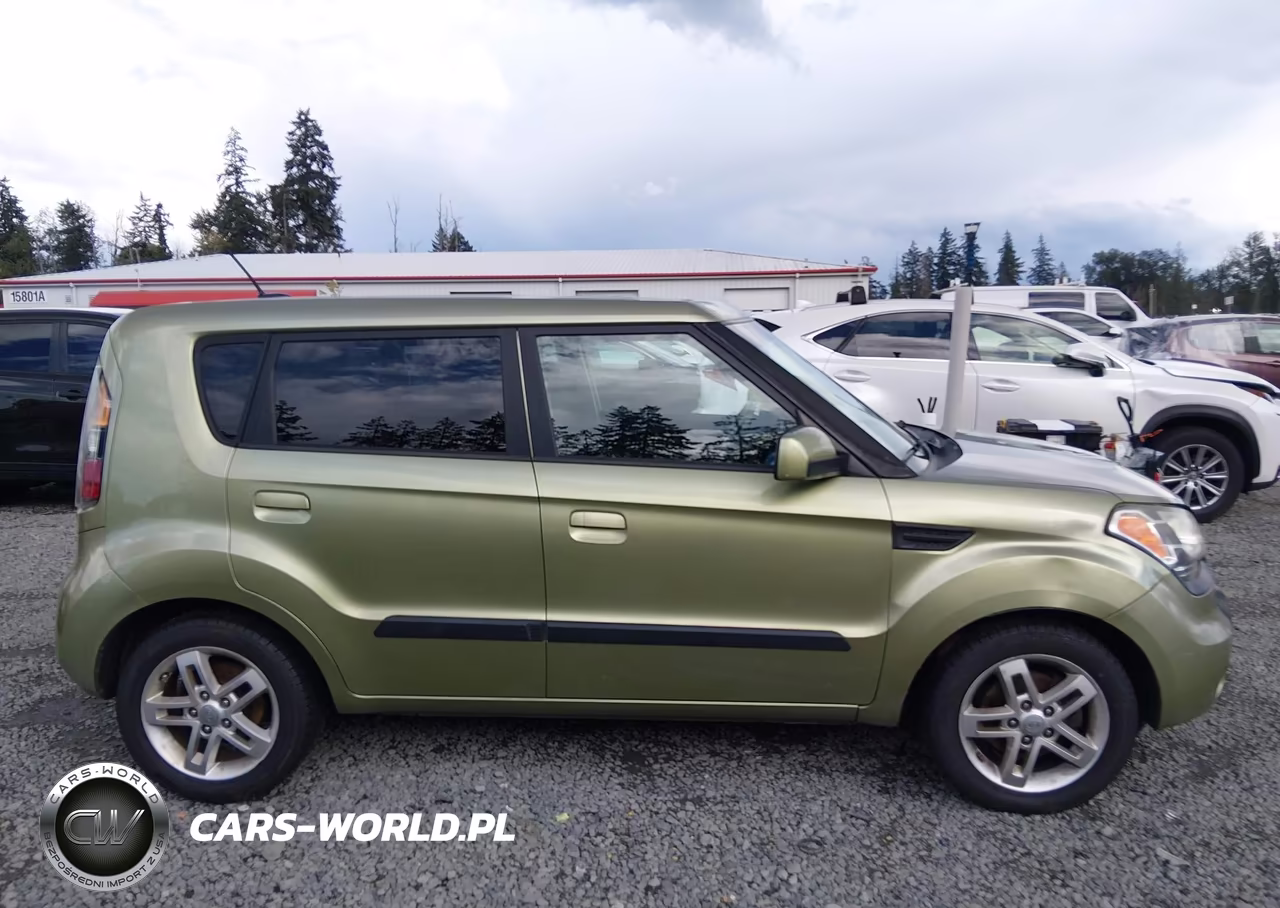 2010 Kia Soul + VIN:KNDJT2A22A7172322 - 13