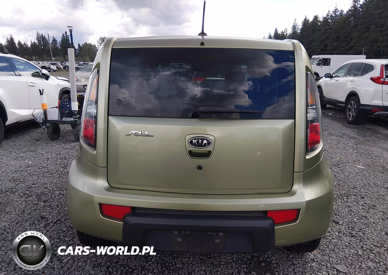 2010 Kia Soul + VIN:KNDJT2A22A7172322 - 16