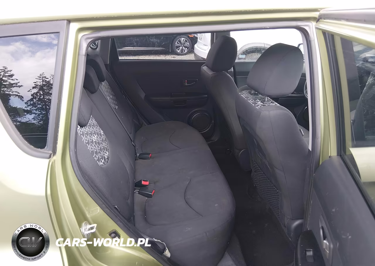 2010 Kia Soul + VIN:KNDJT2A22A7172322 - 18