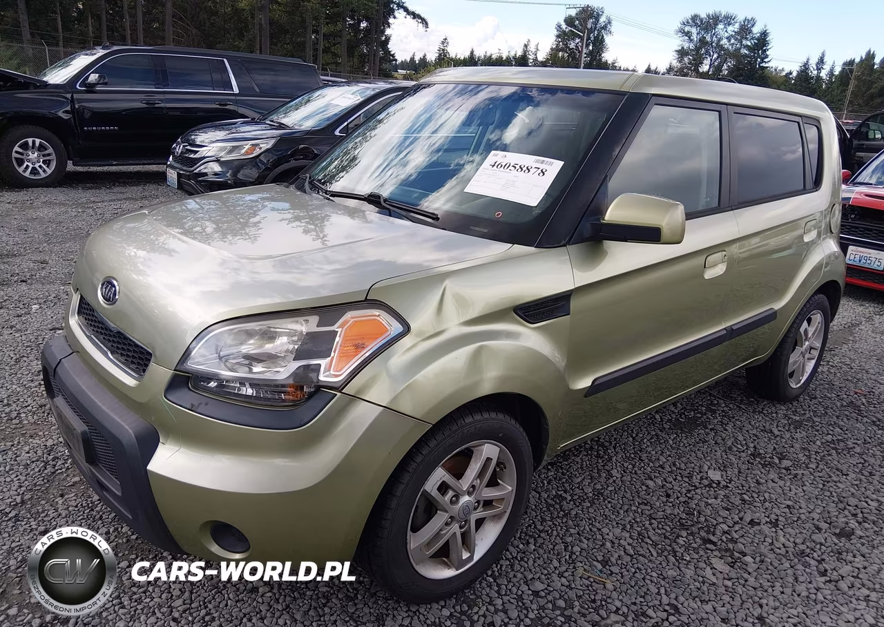 2010 Kia Soul + VIN:KNDJT2A22A7172322 - 2