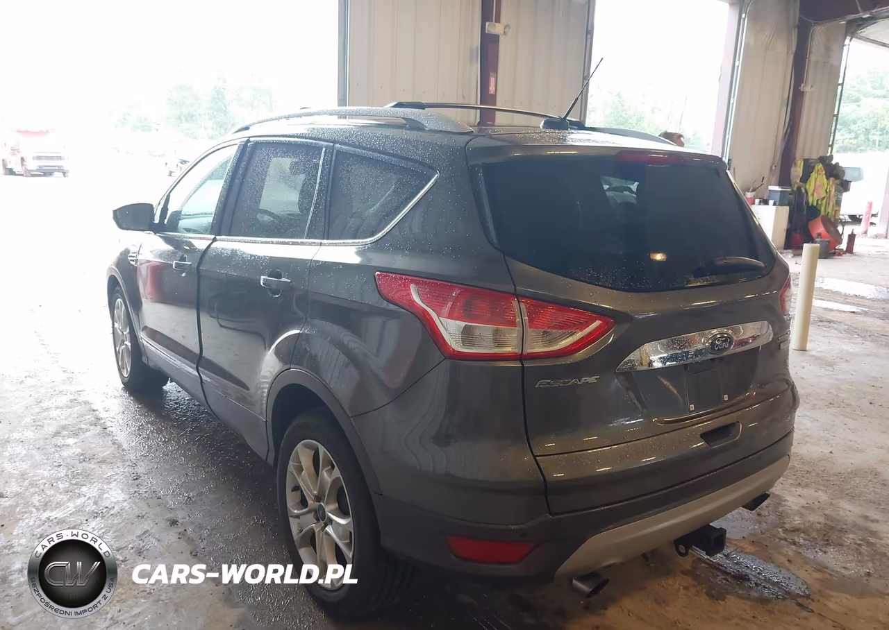 2015 Ford Escape Titanium VIN:1FMCU0J98FUB80033 - 3