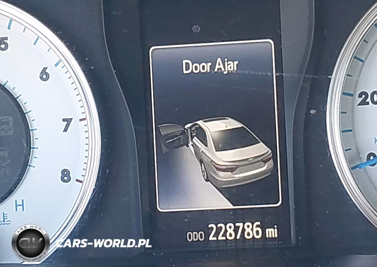2016 Toyota Camry Se VIN:4T1BF1FK2GU503176 - 15