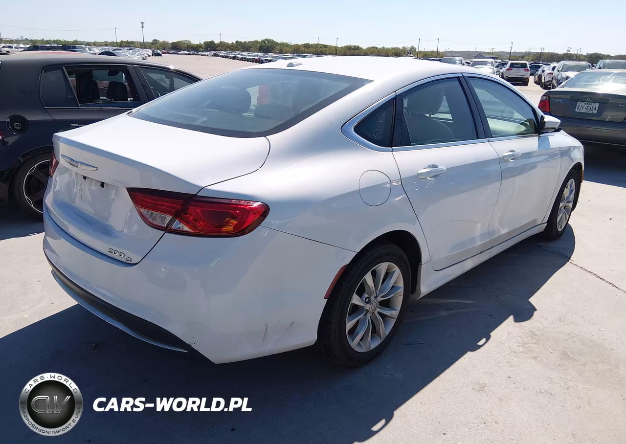 2015 Chrysler 200 C VIN:1C3CCCCB4FN599343 - 4